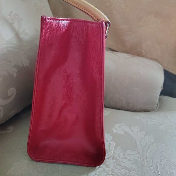 Dooney And Burke Tomato Red Wexford Leather Janine - Picture 4 of 12